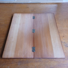 Load image into Gallery viewer, #C273 - 2cm Folding Board - Vintage