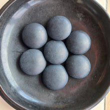 Load image into Gallery viewer, #C357 - Mystery Shell Set - Size 32 Go Stones and Go Bowls Set - Slate & Shell - Lacquered Bowls