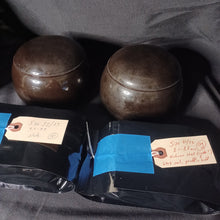 Load image into Gallery viewer, #C357 - Mystery Shell Set - Size 32 Go Stones and Go Bowls Set - Slate & Shell - Lacquered Bowls