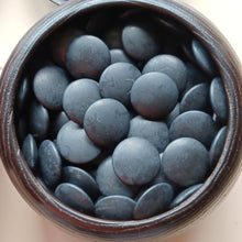 Load image into Gallery viewer, #C365 - Size 25 Slate and Shell Go Stones (Japanese) and Go Bowls (Chestnut) Set - Suwabute