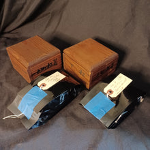 Load image into Gallery viewer, #C368 - Size 20 Slate and Shell Go Stones (Japanese) and Go Boxes Set - Suwabute