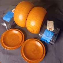Load image into Gallery viewer, #C374 - Size 30 Slate and Shell Go Stones (Japanese) and Go Bowls (Keyaki) Set - Suwabute