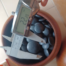 Load image into Gallery viewer, #C374 - Size 30 Slate and Shell Go Stones (Japanese) and Go Bowls (Keyaki) Set - Suwabute