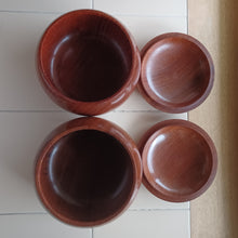 Load image into Gallery viewer, #C378 - Size 31 Go Stones (Slate and Snow-grade Clamshell) and Go Bowls (Quince) Set
