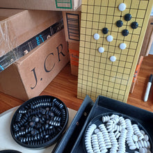 Load image into Gallery viewer, #C383 Magnetic Baduk Set and Travel Case