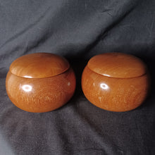 Load image into Gallery viewer, #C387 - Size 32 Go Stones (Slate and Shell) and Go Bowls (Quince) Set