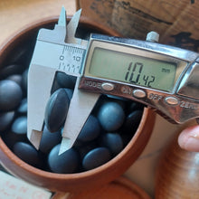 Load image into Gallery viewer, #C392 - Size 36 Go Stones (Slate and Clamshell) and Go Bowls (Keyaki) Set