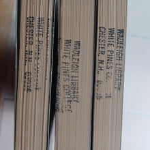 Load image into Gallery viewer, #C393 - Lot of Go Books - English - Tesuji Dictionaries - Accessory