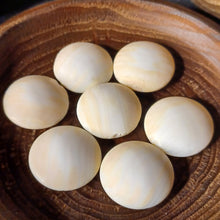 Load image into Gallery viewer, #C403 - Size 31 Slate and Shell Go Stones (Japanese) and Go Bowls (Chestnut) Set - Suwabute - Off-Spec