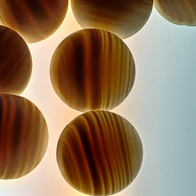 Load image into Gallery viewer, #C403 - Size 31 Slate and Shell Go Stones (Japanese) and Go Bowls (Chestnut) Set - Suwabute - Off-Spec