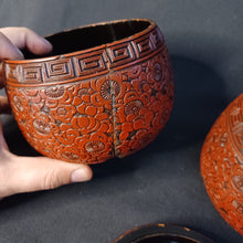 Load image into Gallery viewer, #C411 - Size 15 Go Stones (Japanese Slate and Clamshell) and Go Bowls (Lacquered) Set