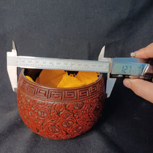 Load image into Gallery viewer, #C411 - Size 15 Go Stones (Japanese Slate and Clamshell) and Go Bowls (Lacquered) Set