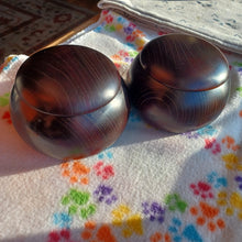 Load image into Gallery viewer, #C415 - Size 34 Slate and Shell Go Stones (Japanese) and Go Bowls (Keyaki) Set - Suwabute