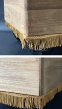 Load image into Gallery viewer, #J285632 - 17cm Floor Board - Black & Gold Lacquer - Floral Design - Free FedEx Shipping