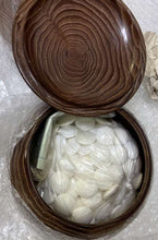 Load image into Gallery viewer, #J214971 - 17.5cm Floor Board Set - Shinkaya - Tenchi-masa Cut - Chestnut Bowls - Size 31 Slate & Shell - Free FedEx Shipping
