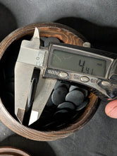 Load image into Gallery viewer, #C416 - Size 20 Slate and Shell Go Stones (Japanese) and Go Bowls Set (Chestnut)