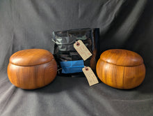 Load image into Gallery viewer, #C419 - Size 36 Slate and Shell Go Stones (Japanese) and Go Bowls (Camphor) Set - Suwabute