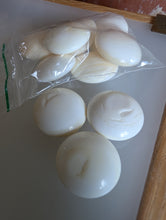 Load image into Gallery viewer, #C419 - Size 36 Slate and Shell Go Stones (Japanese) and Go Bowls (Camphor) Set - Suwabute