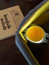 Load image into Gallery viewer, #C419 - Size 36 Slate and Shell Go Stones (Japanese) and Go Bowls (Camphor) Set - Suwabute