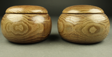 Load image into Gallery viewer, #J1321396 - 15.5cm Floor Board Set - Kaya - Slate and Shell - Chestnut Bowls - Free FedEx Shipping