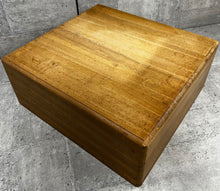 Load image into Gallery viewer, #J1146571 - 17cm Floor Board - Shinkaya - Tenchi-masa Cut - Free FedEx Shipping
