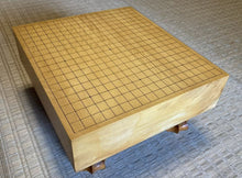 Load image into Gallery viewer, #J282070 - 11.5cm Floor Board - Kaya - Kiura Itame - Paulownia Lid - Free FedEx Shipping