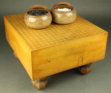 Load image into Gallery viewer, #J1321396 - 15.5cm Floor Board Set - Kaya - Slate and Shell - Chestnut Bowls - Free FedEx Shipping