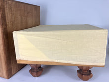 Load image into Gallery viewer, #J199822 - 17.5cm Floor Board Set - Shinkaya - Shihou-masa Cut - Cypress Bowls - Slate & Shell - Free FedEx Shipping
