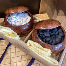 Load image into Gallery viewer, #J274928- 18cm Floor Board Set - Shinkaya Tenchi-masa Cut - Quince Bowls - Size 37 Slate & Shell - Free FedEx Shipping