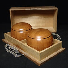 Load image into Gallery viewer, #J241962 - 21cm Floor Board Set - Shinkaya - Tenchi-masa Cut - Keyaki Bowls - Size 36 Slate & Shell - Free FedEx Shipping
