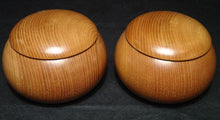 Load image into Gallery viewer, #J280762 - 17cm Floor Board Set - Shinkaya - Tenchi-masa Cut - Keyaki Bowls - Size 35 Slate & Shell - Free FedEx Shipping