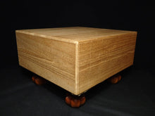 Load image into Gallery viewer, #J1470802 - 17cm Floor Board Set - Shinkaya Tenchi-masa Cut - Keyaki Bowls - Size 34 Slate & Shell - Free FedEx Shipping