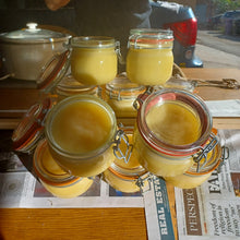 Load image into Gallery viewer, Monkey Butter - Mineral Oil based Paste Wax for Go Boards and Go Bowls - Accessory