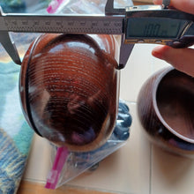 Load image into Gallery viewer, Agate & Onyx Set - Size 36-40 Bi-convex Go Stones and Dark Keyaki Go Bowls - #C137
