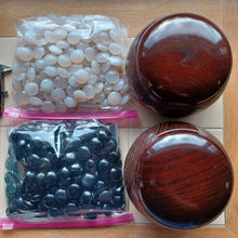 Load image into Gallery viewer, Agate & Onyx Set - Size 36-40 Bi-convex Go Stones and Dark Keyaki Go Bowls - #C137