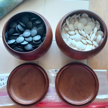 Load image into Gallery viewer, #C180 - Size 22 Suwabute Clamshell Set - L Cherry / Mulberry Bowls - Slate and Shell
