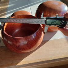 Load image into Gallery viewer, #C193 - Quince Go Bowls - XL - Like New