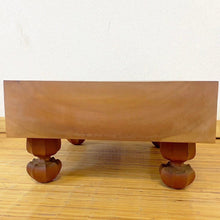 Load image into Gallery viewer, #J190962 - 11cm Floor Board Set - Katsura - Keyaki/Mulberry Bowls - Slate and Shell - Free FedEx Shipping