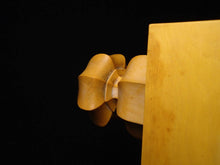 Load image into Gallery viewer, CLEARANCE - #154177 - 12.8cm Floor Board - Kaya - Ten-masa - Paulownia Lid - Free Airmail Shipping