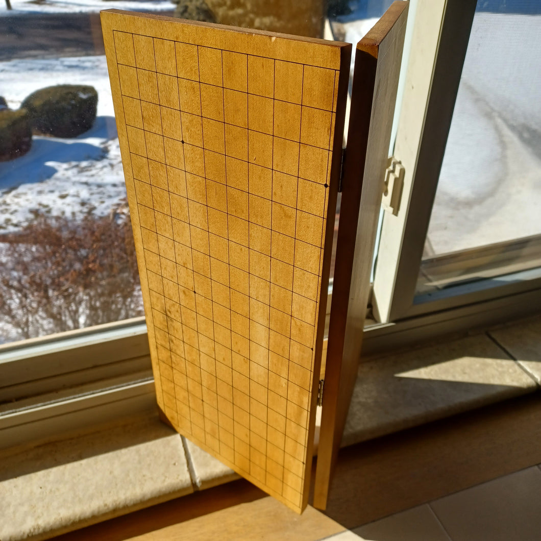 #C330 - 1.3cm Folding Board - Original Box - Vintage