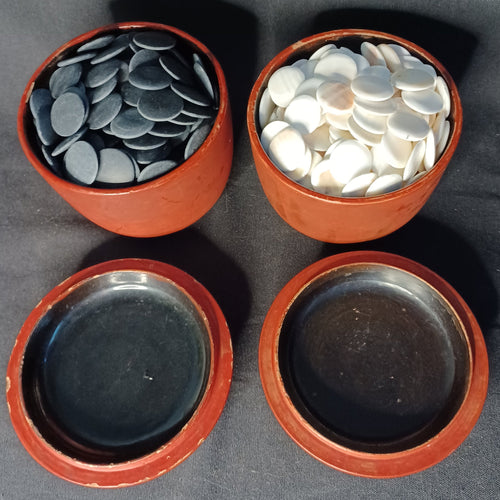 #C399 - Size 15 Slate and Shell Set - Antique - Lacquered Bowls - Japanese Clamshell