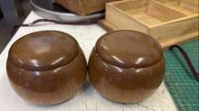Load image into Gallery viewer, #J6847827 - 18cm Floor Board Set - Shinkaya - Tenchi-masa Cut - Slate &amp; Shell - Cherry Bowls - Free Airmail Shipping