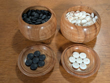 Load image into Gallery viewer, #C467 - Size 31 Go Stones (Japanese Clamshell) and Go Bowls (Limba?) Set - Suwabute