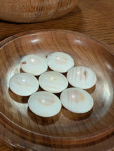 Load image into Gallery viewer, #C467 - Size 31 Go Stones (Japanese Clamshell) and Go Bowls (Limba?) Set - Suwabute