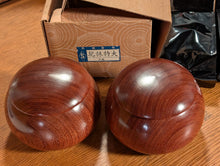 Load image into Gallery viewer, #C487 - Size 32 Go Stones (Slate &amp; Shell) and Go Bowls (Quince) Set - Original Box