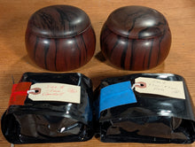 Загрузите изображение в средство просмотра галереи, #C498 - Size 18 Go Stones (Slate &amp; Shell) and Go Bowls (Ebony) Set