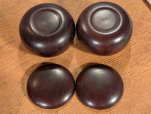 Load image into Gallery viewer, #C507 - Size 25 Slate and Shell Go Stones (Japanese) and Go Bowls (Keyaki) Set - Suwabute