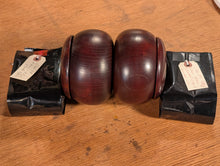 Load image into Gallery viewer, #C507 - Size 25 Slate and Shell Go Stones (Japanese) and Go Bowls (Keyaki) Set - Suwabute