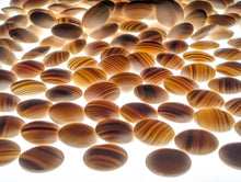 Load image into Gallery viewer, #C507 - Size 25 Slate and Shell Go Stones (Japanese) and Go Bowls (Keyaki) Set - Suwabute