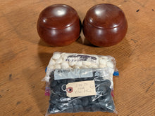 Load image into Gallery viewer, #C516 - Size 28 Go Stones (Slate &amp; Shell) and Go Bowls (Quince by Kaishi) Set